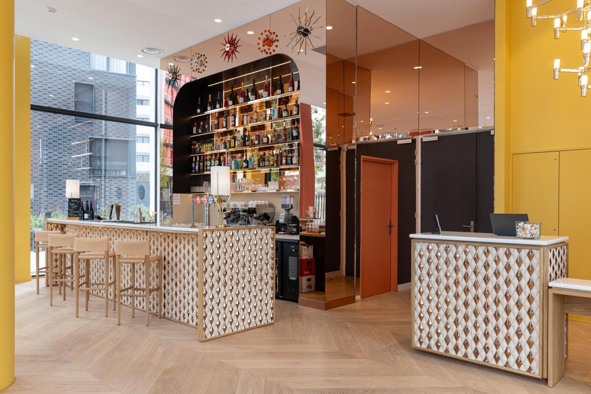 Hotel Kyriad Prestige Paris Asnieres Экстерьер фото