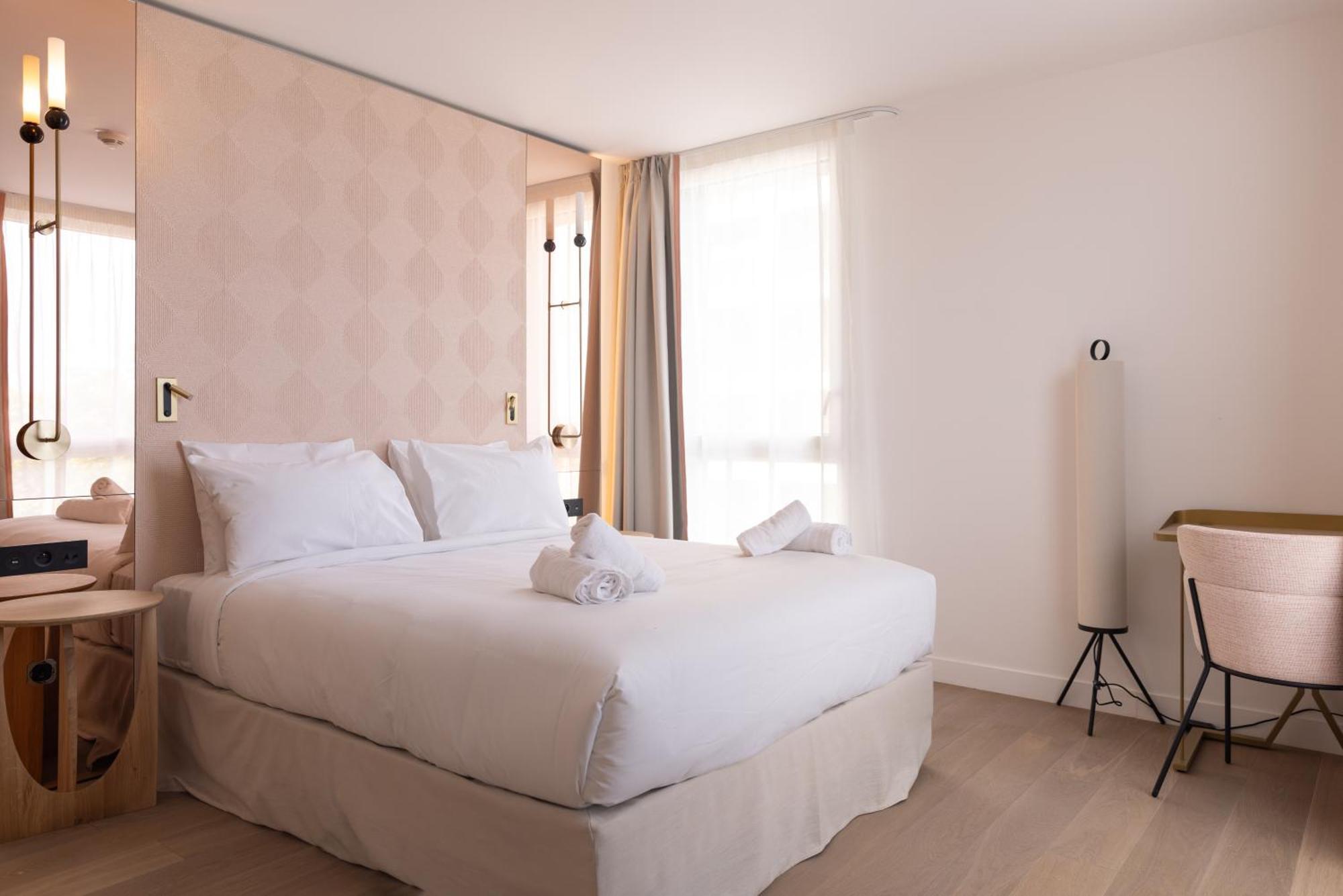 Hotel Kyriad Prestige Paris Asnieres Экстерьер фото