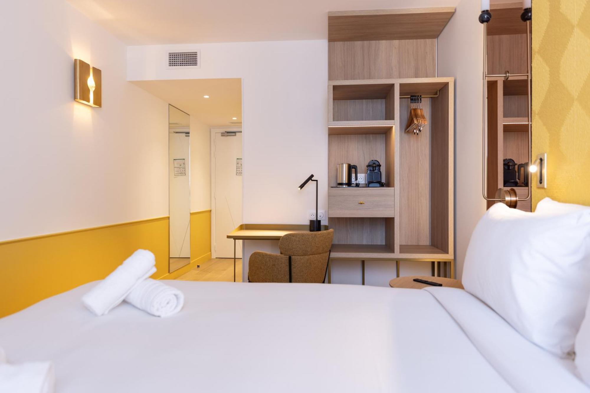 Hotel Kyriad Prestige Paris Asnieres Экстерьер фото